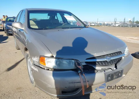 2000 Nissan Altima Gle/Gxe/Se z USA, uszkodzony, nr VIN 1N4DL01AXYC115110